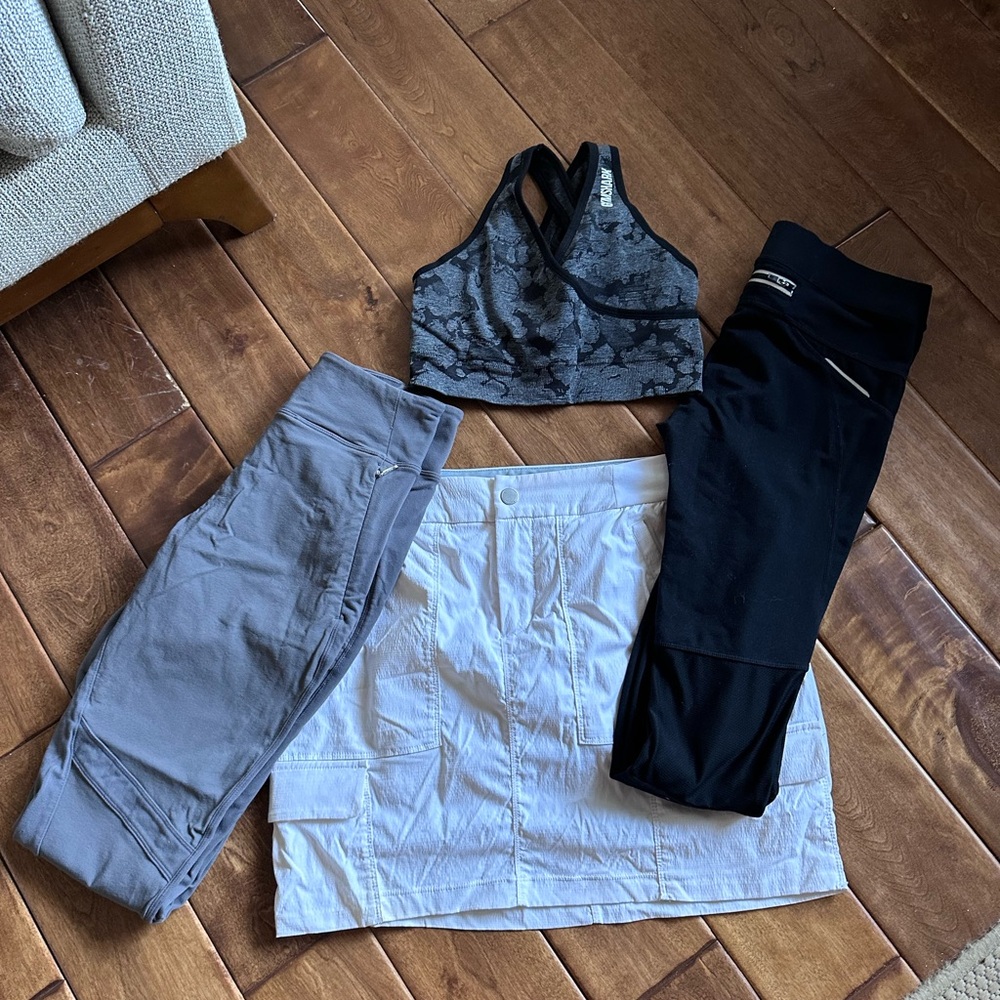 Bundle of 3 Athleta bottoms and gymshark too. Guc